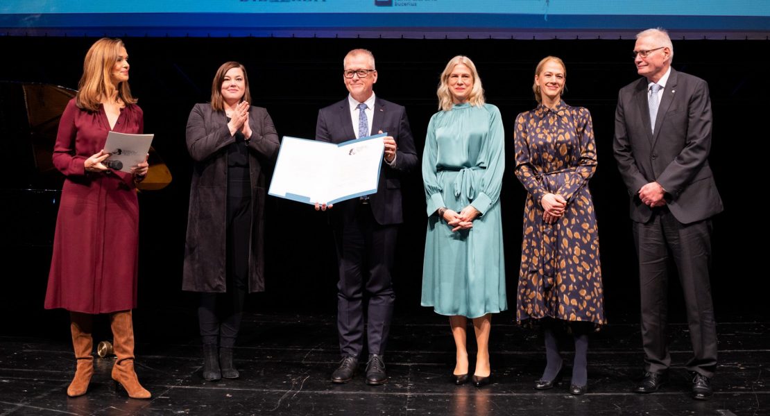 Tafel Deutschland mit Marion-Dönhoff-Förderpreis 2022 ausgezeichnet